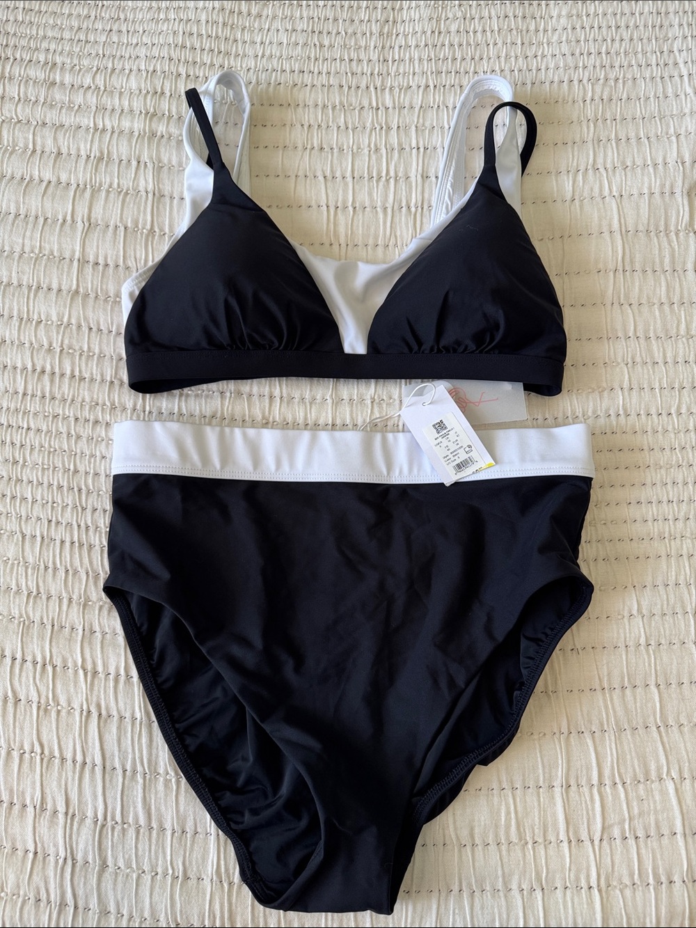 Women’s Black & White High-Waist Bikini Set